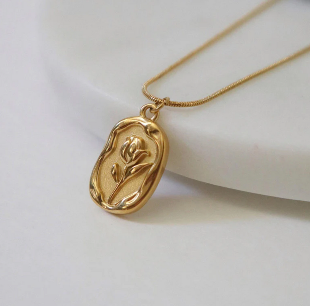 Gold Plated Anti Tarnish Rose Themed Necklace