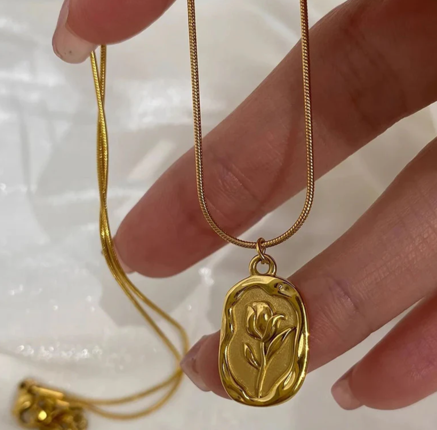 Gold Plated Anti Tarnish Rose Themed Necklace