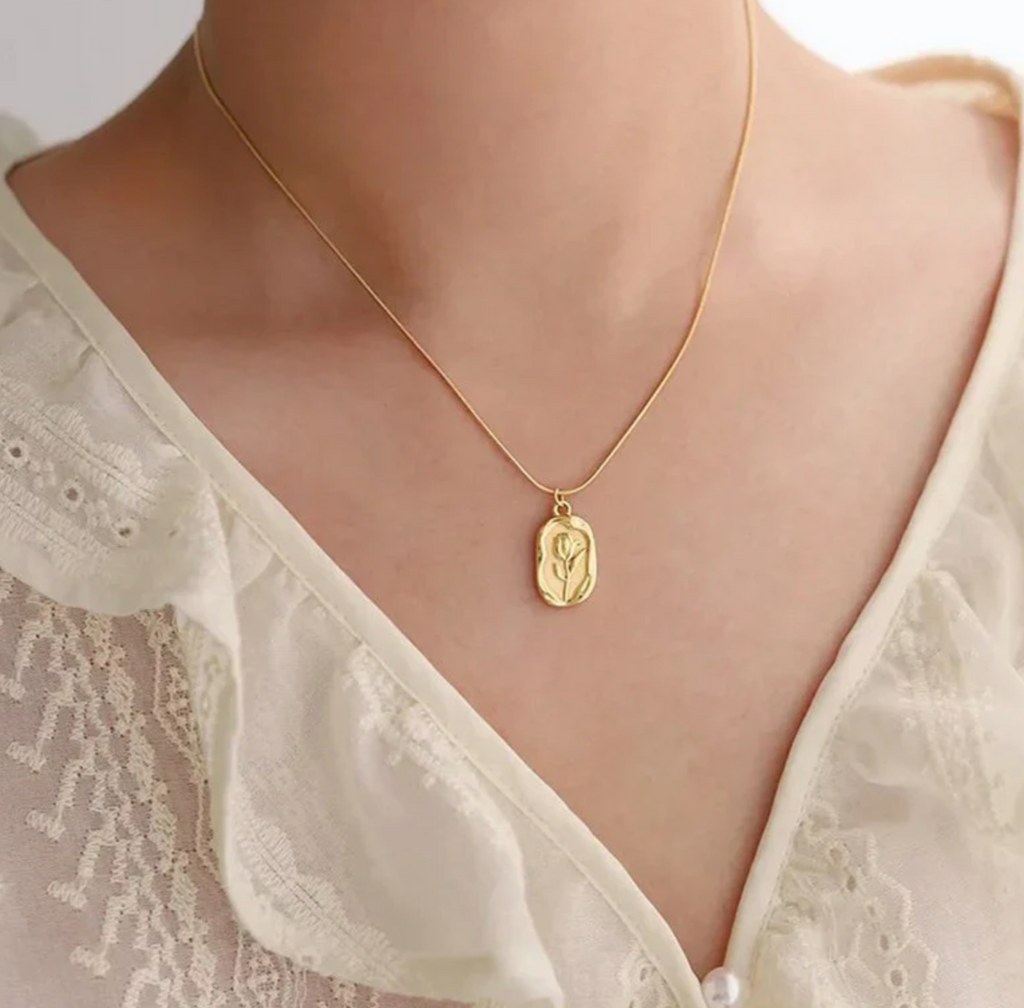 Gold Plated Anti Tarnish Rose Themed Necklace