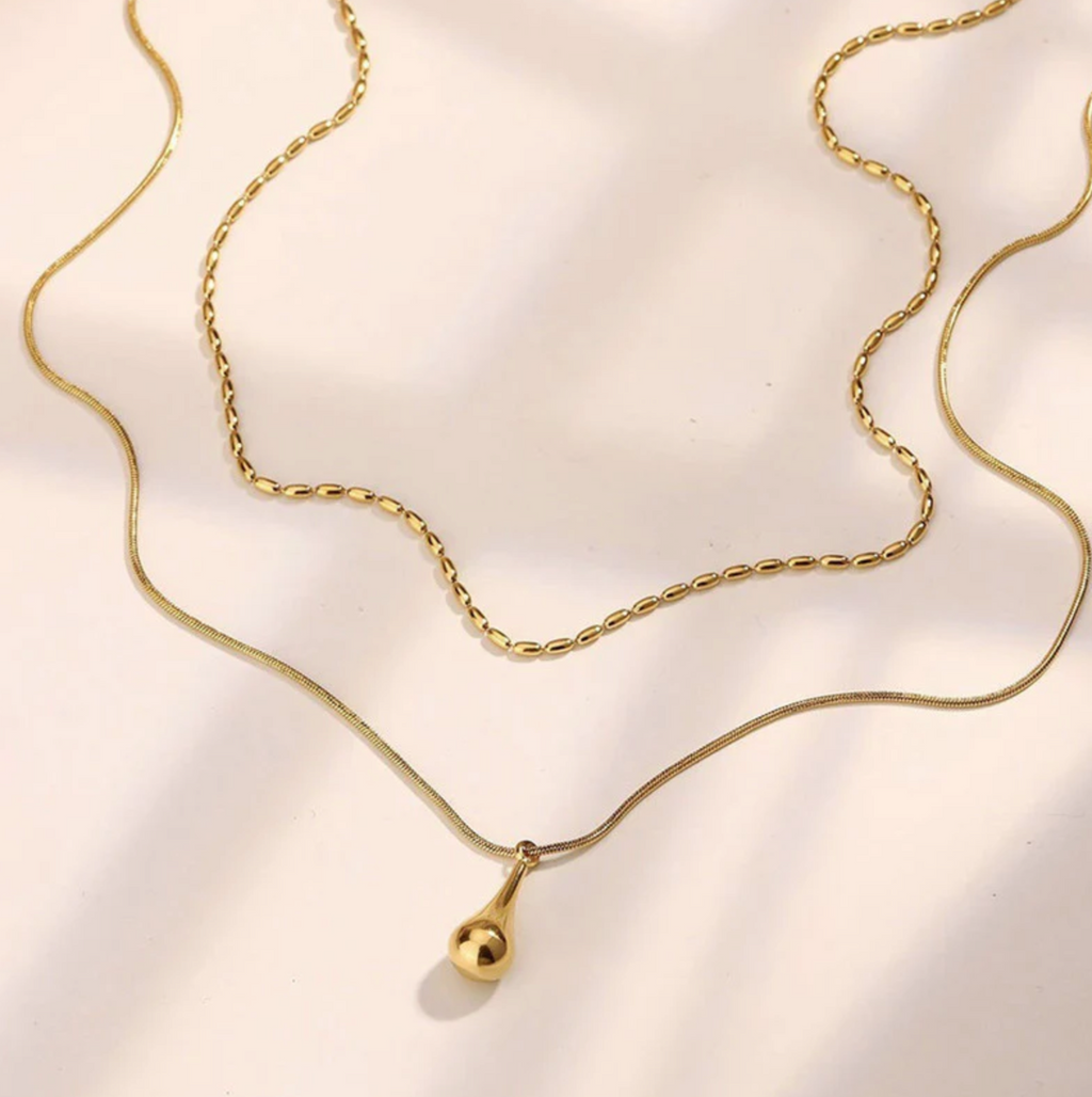 Minimalistic Teardrop Layered Necklace