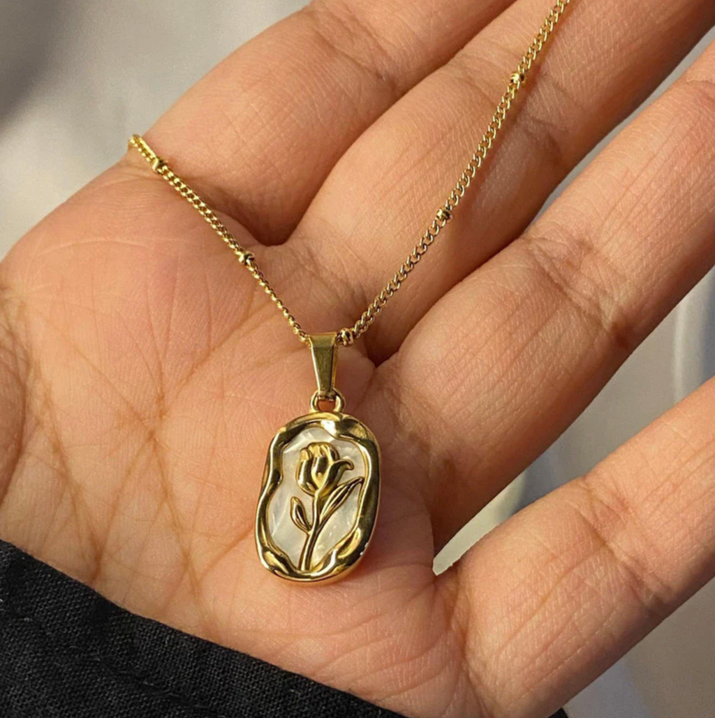 White Rose Themed Pendant Necklace
