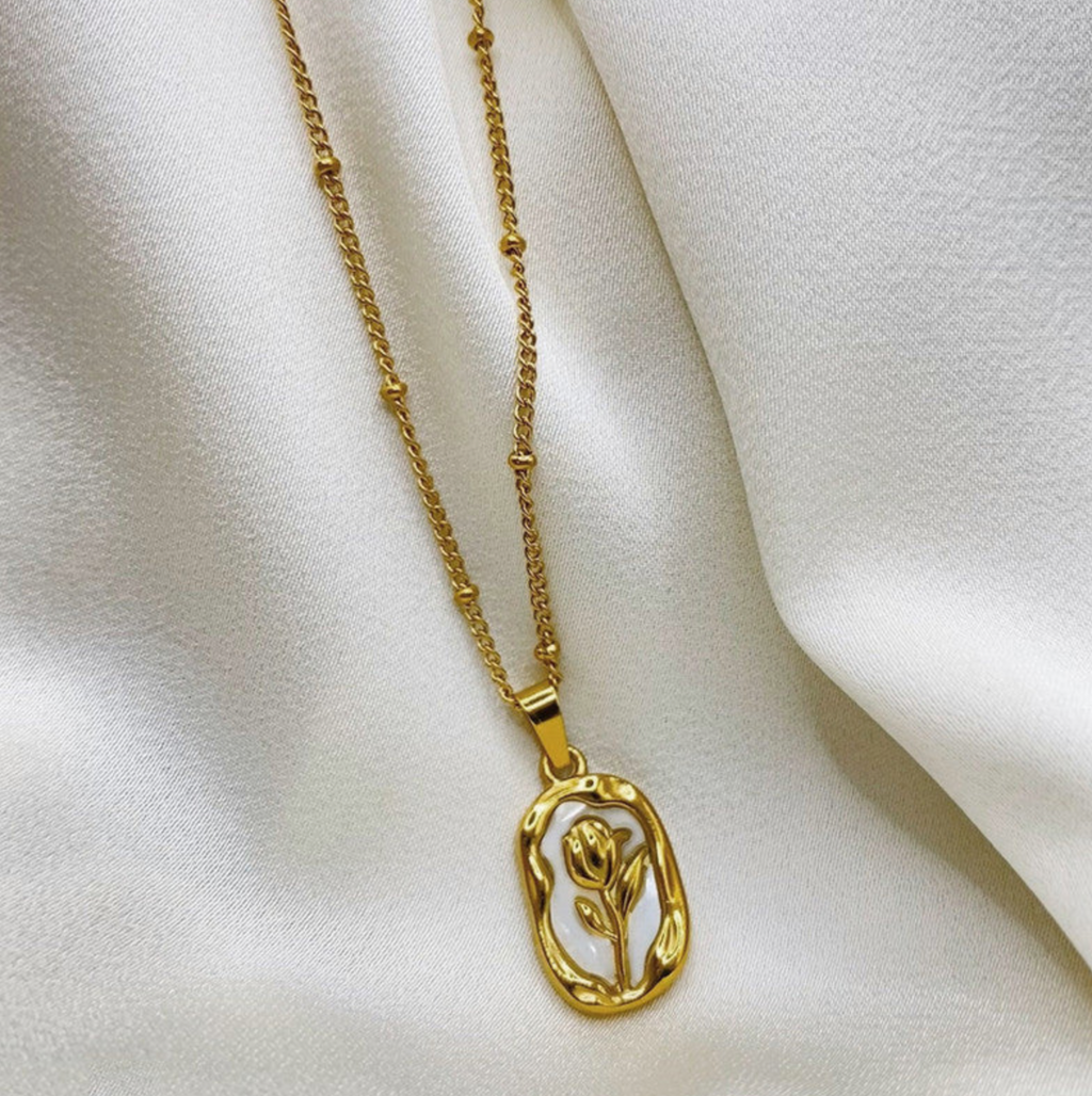 White Rose Themed Pendant Necklace