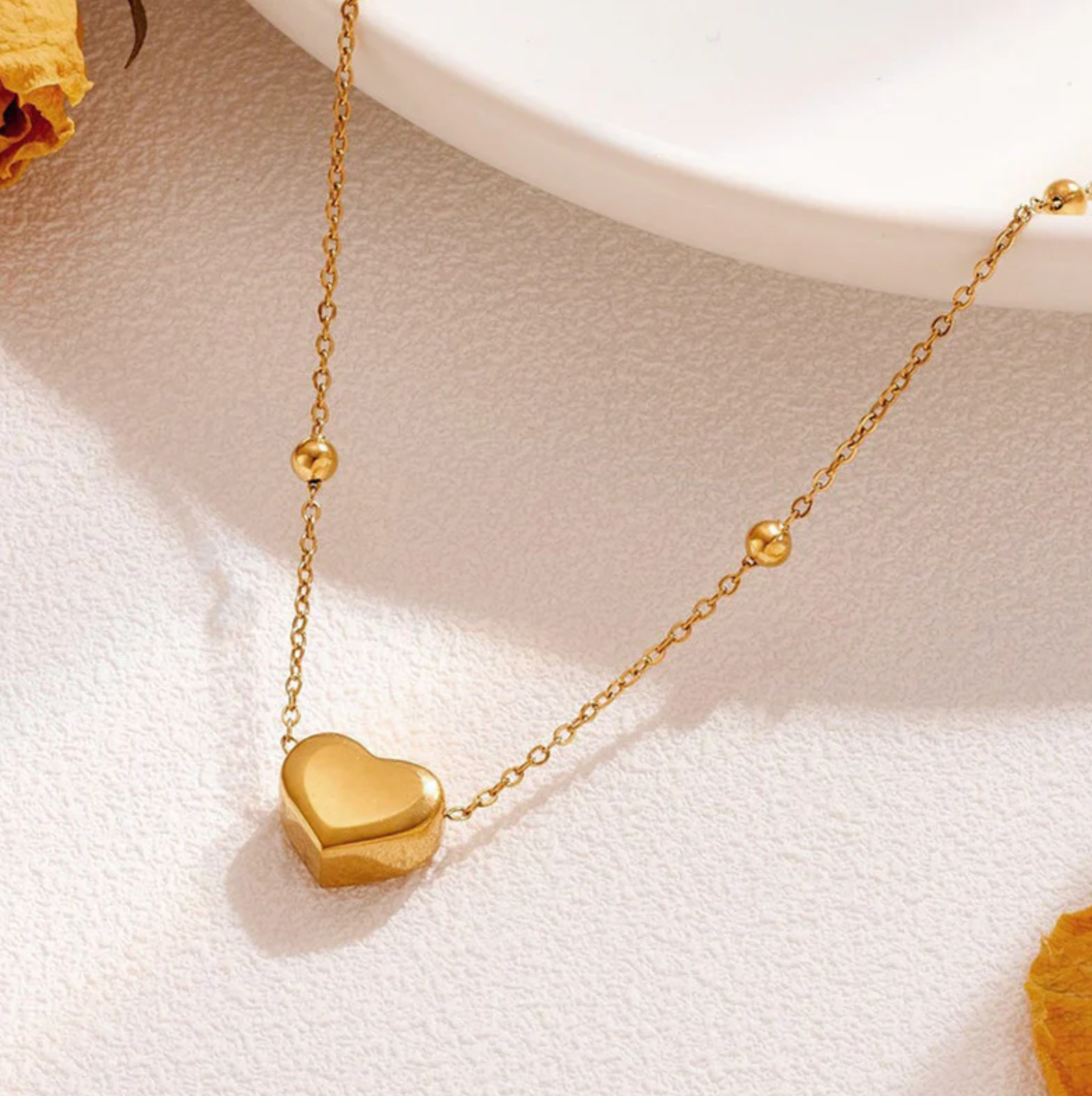 Heart Themed Pendant Necklace