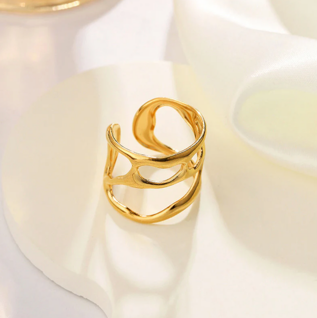 Contemporary Adjustable Ring