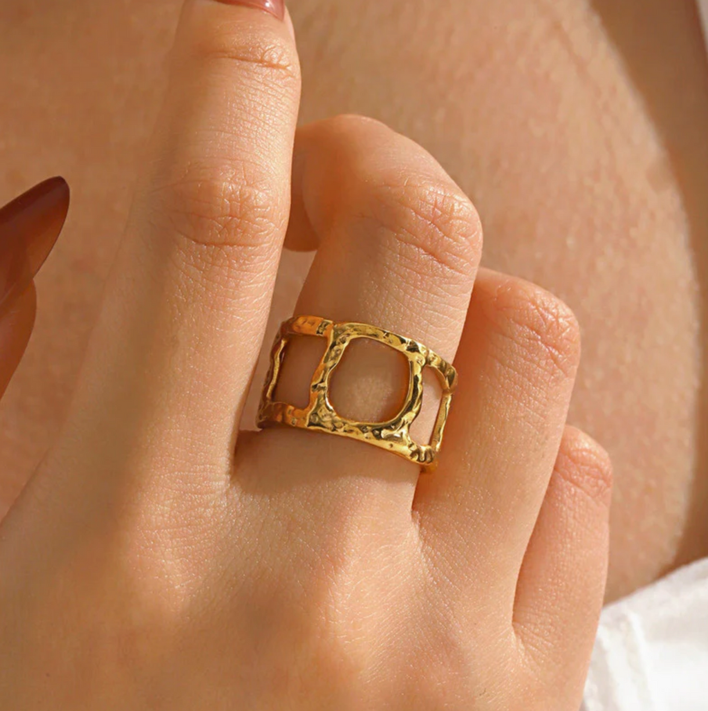 Contemporary Adjustable Ring