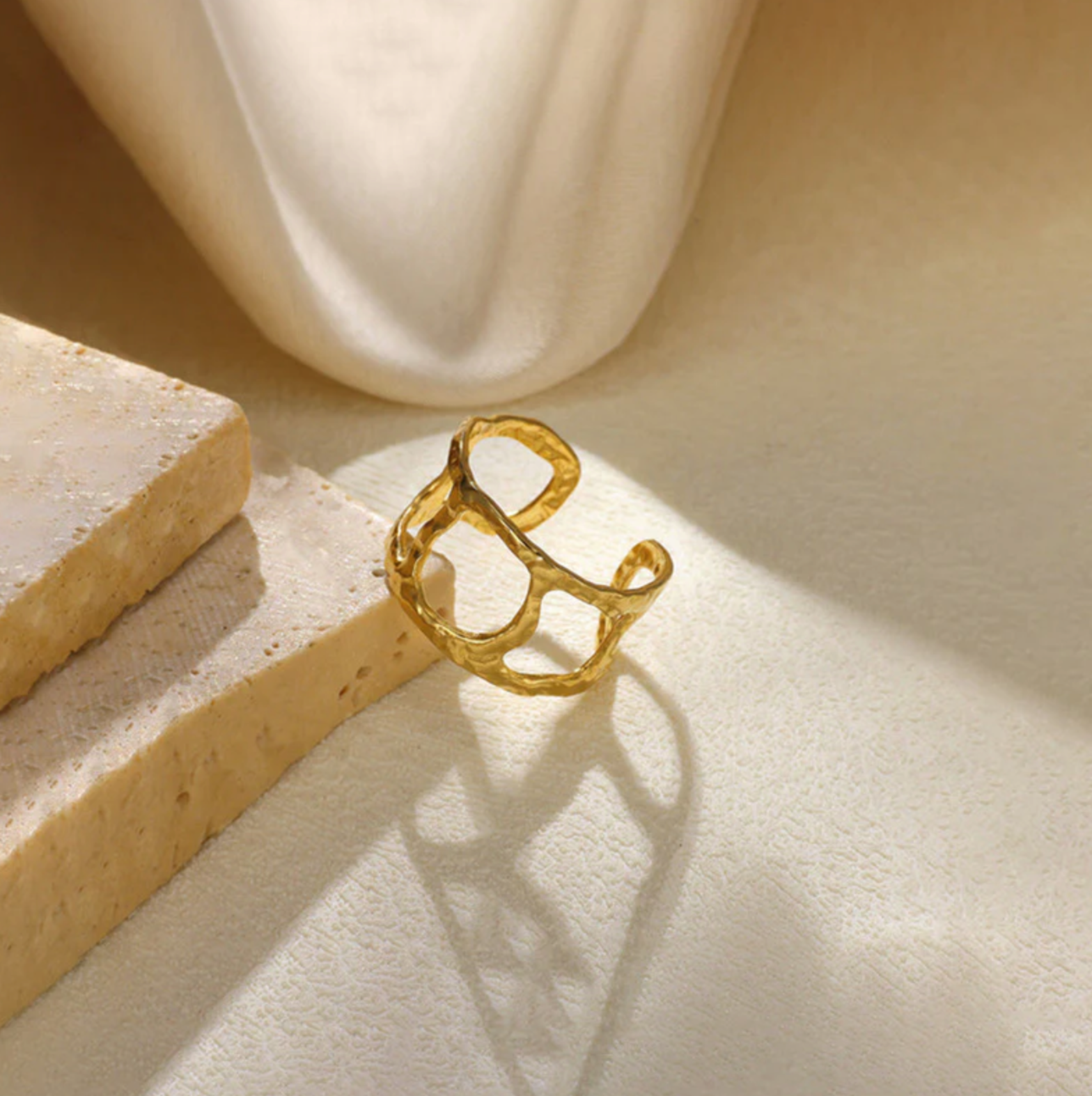 Contemporary Adjustable Ring