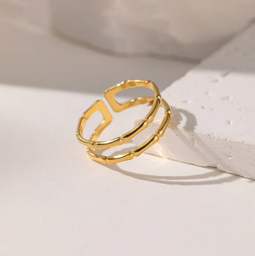 Contemporary Adjustable Finger Ring