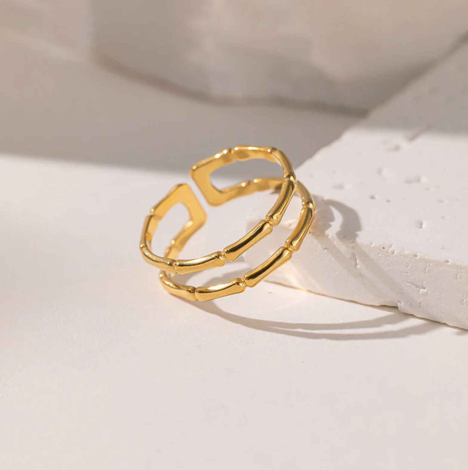 Contemporary Adjustable Finger Ring