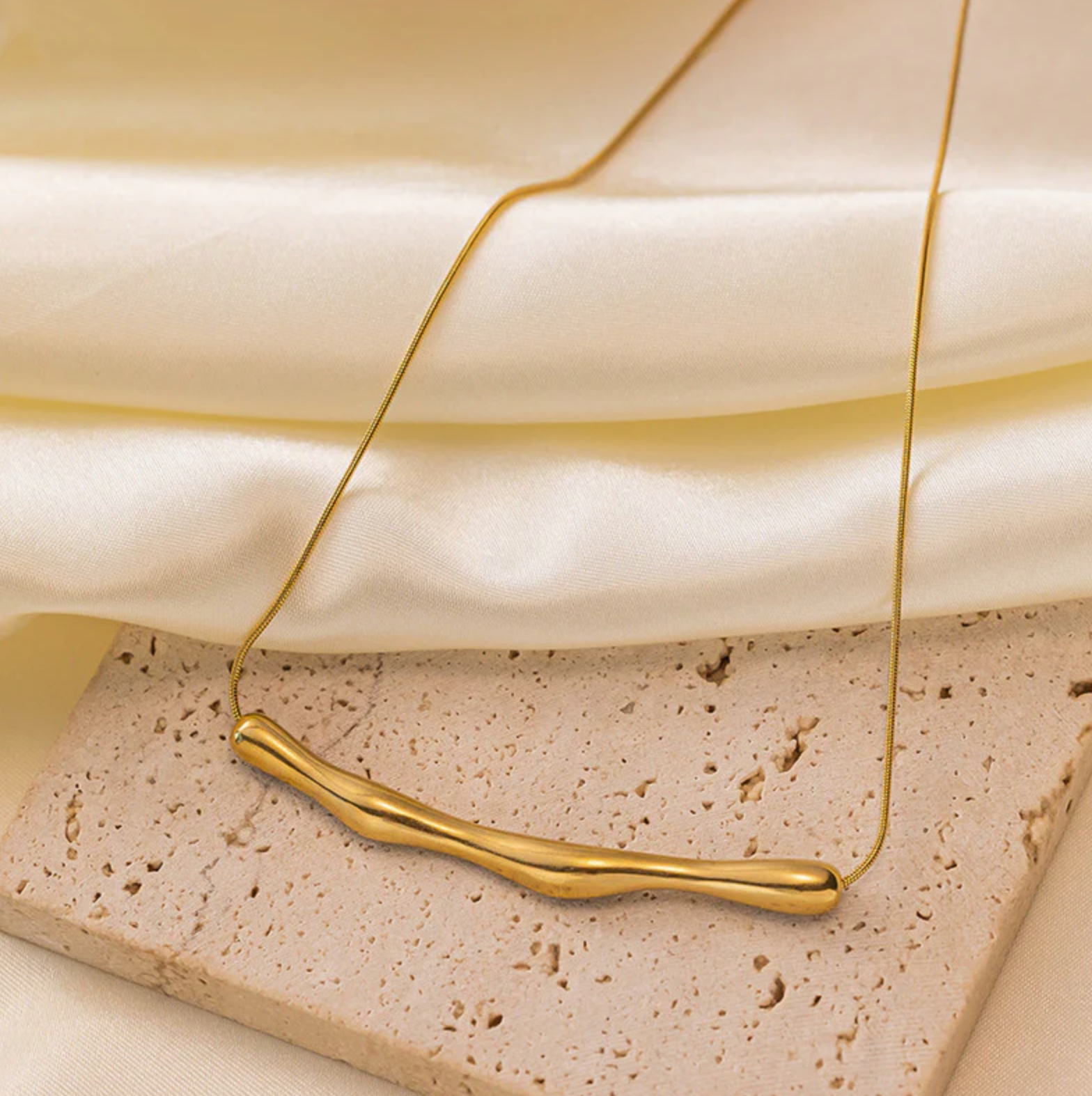 Gold Plated Anti Tarnish Arc Chain Necklace