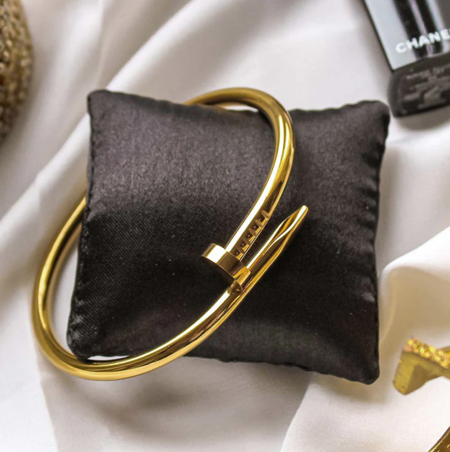 Gold Plated Stainless Steel Anti Tarnish Nail Bracelet
