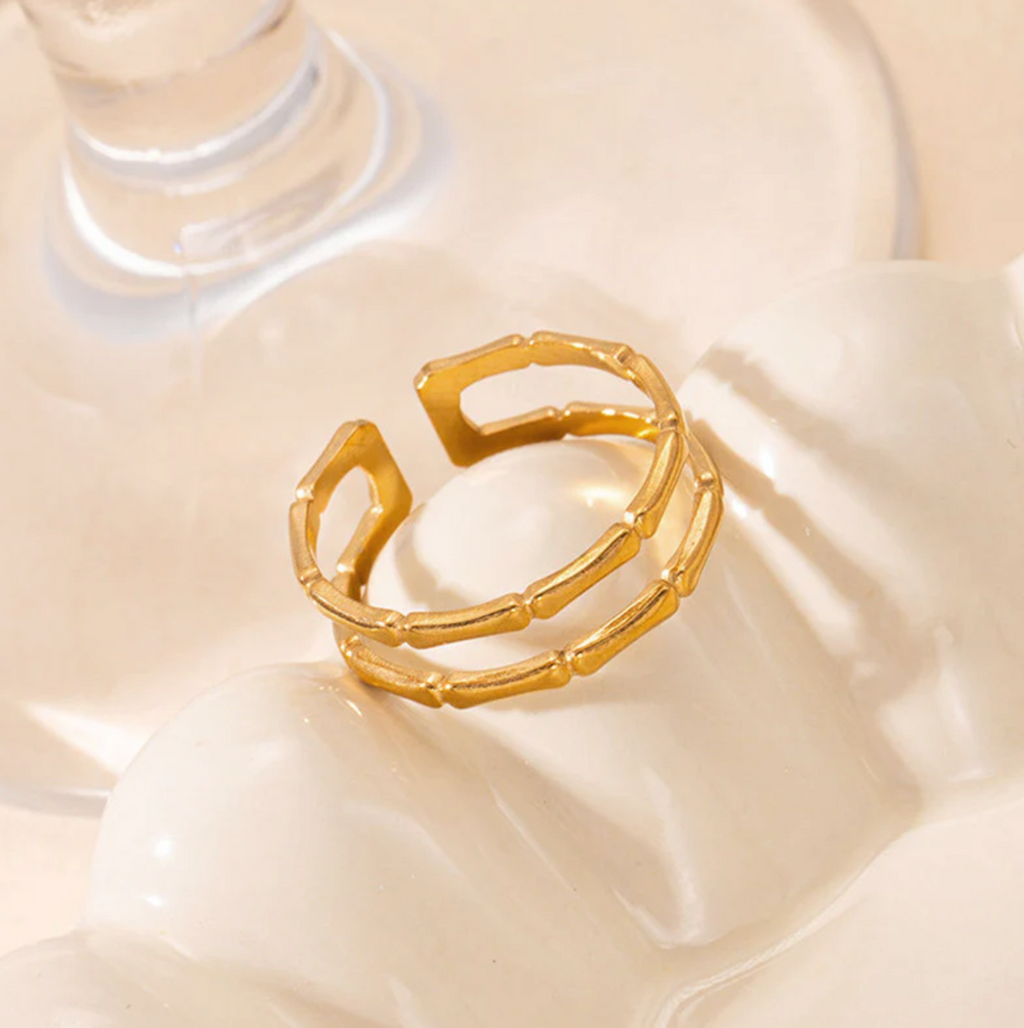 Contemporary Adjustable Finger Ring